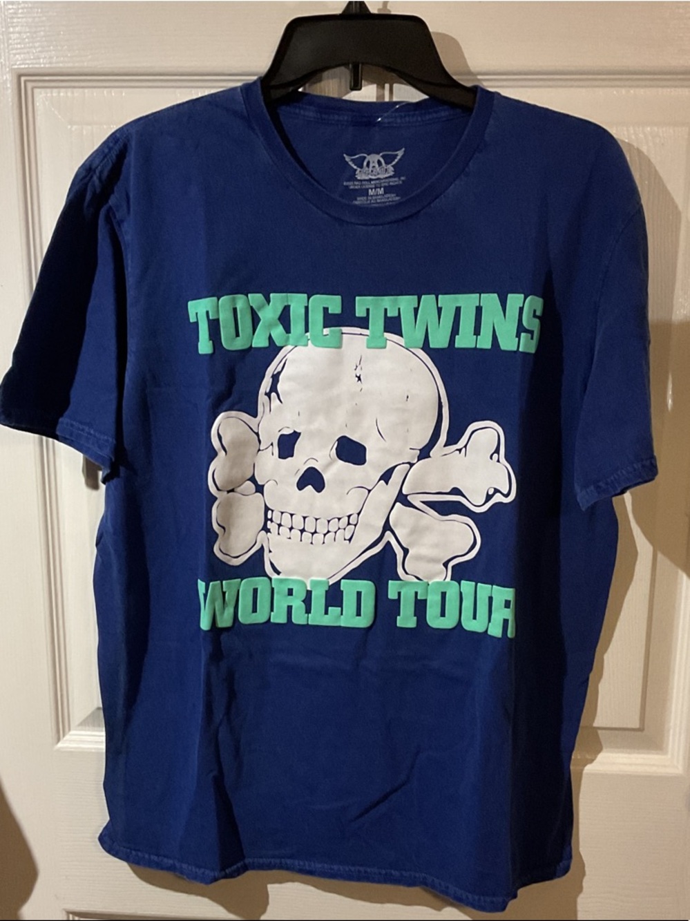 NWT Aerosmith Toxic Twins Men's Blue Graphic Short Sleeve Tee - World Tour Skull